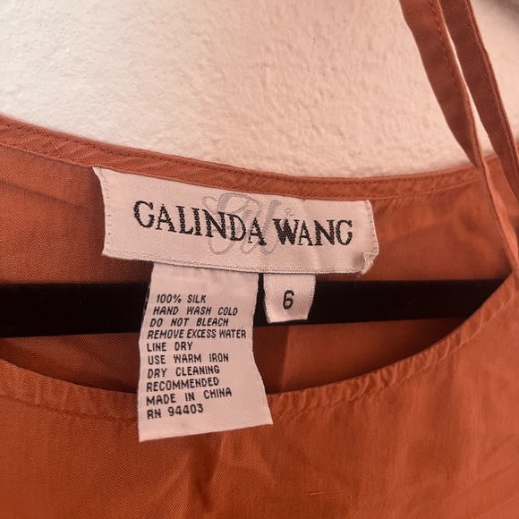 Women's Rust Top - Picture 2 of 2